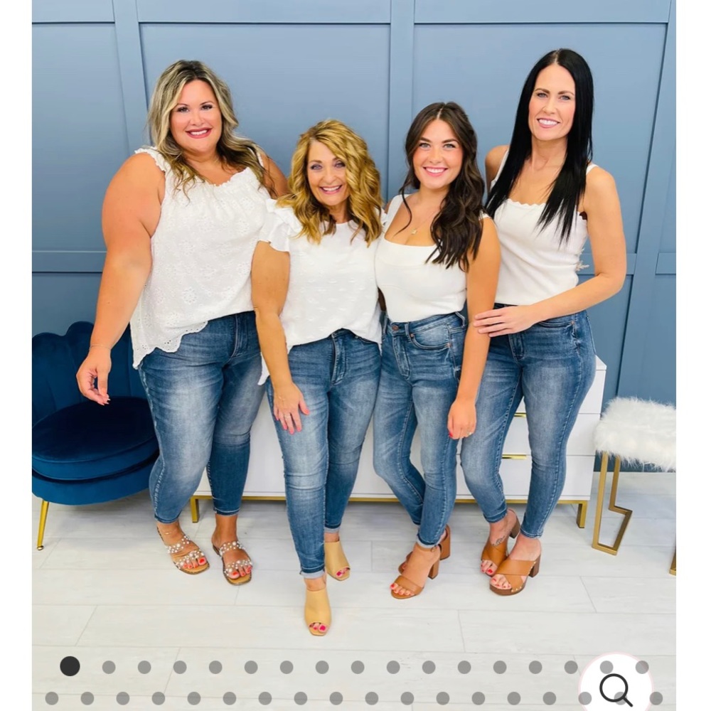 Judy Blue CURVY 18W Jeans. Features Tummy Control & High Waist w/ inseam 27.5”